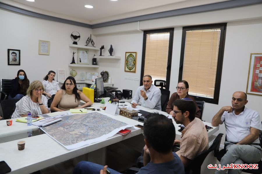 جلسة عمل لدفع عجلة التخطيط بالمسطحات 3 – 4 – 12 في بلدة كفرقرع